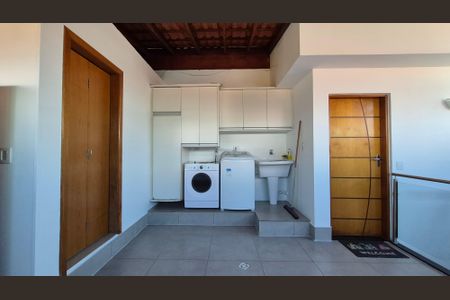 Apartamento à venda com 140m², 3 quartos e 2 vagas Apartamento à venda com 140m², 3 quartos e 2 vagasArea de serviço