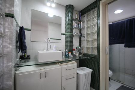 Banheiro da Suíte de apartamento para alugar com 1 quarto, 48m² em Vila Progredior, São Paulo