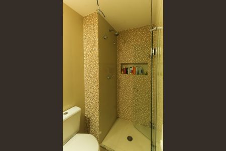 Apartamento à venda com 79m², 2 quartos e 1 vaga Apartamento à venda com 79m², 2 quartos e 1 vagaBanheiro da Suíte 2