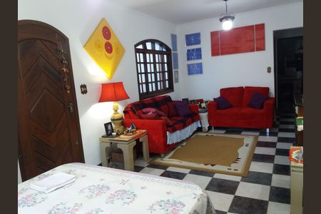 Casa à venda com 1 quarto, 172m² em Tremembé, São Paulo