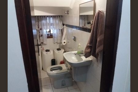 Casa à venda com 172m², 1 quarto e 5 vagas