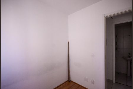 Quarto 1  de apartamento para alugar com 2 quartos, 33m² em Parque Fongaro, São Paulo