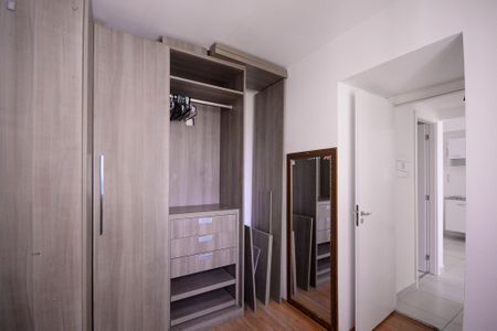 Quarto 2 de apartamento para alugar com 2 quartos, 33m² em Parque Fongaro, São Paulo