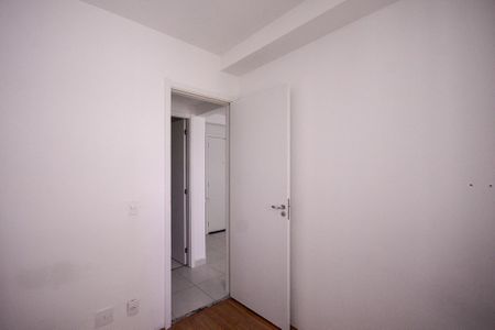 Quarto 1  de apartamento para alugar com 2 quartos, 33m² em Parque Fongaro, São Paulo