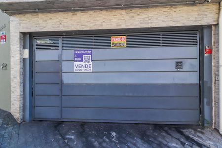 Casa para alugar com 120m², 3 quartos e 5 vagasFachada