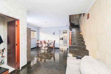 Casa para alugar com 120m², 3 quartos e 5 vagasSala