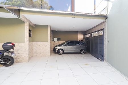 Casa para alugar com 120m², 3 quartos e 5 vagasQuintal