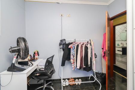 Casa para alugar com 120m², 3 quartos e 5 vagasQuarto 2