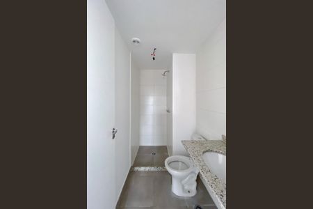 Apartamento para alugar com 55m², 2 quartos e sem vaga Apartamento para alugar com 55m², 2 quartos e sem vagaBanheiro