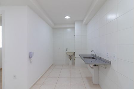 Apartamento para alugar com 38m², 2 quartos e sem vagaCozinha e Área de Serviço