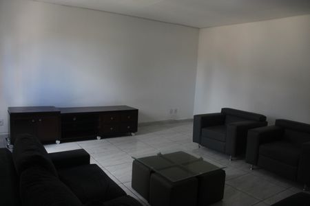 Apartamento para alugar com 2 quartos, 100m² em Setor Bueno, Goiânia