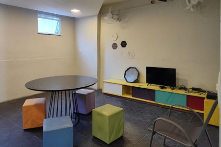 Apartamento para alugar com 80m², 2 quartos e 1 vaga Apartamento para alugar com 80m², 2 quartos e 1 vagaSala de Jogos