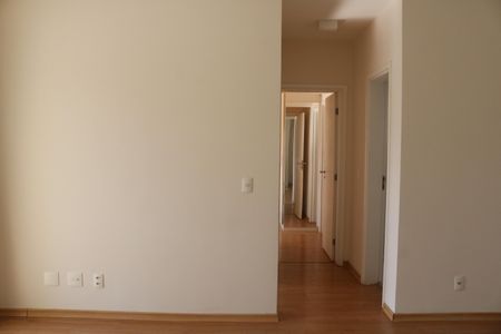 Apartamento para alugar com 65m², 2 quartos e 1 vagaSala