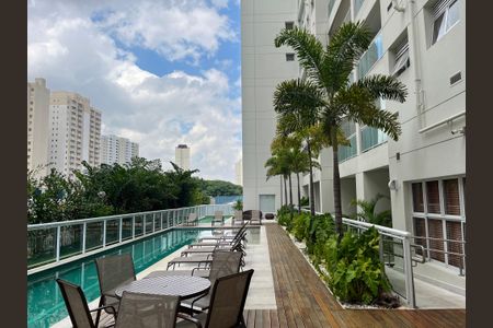 Apartamento para alugar com 65m², 2 quartos e 1 vaga Apartamento para alugar com 65m², 2 quartos e 1 vagaÁrea comum - Piscina