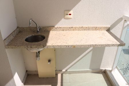 Apartamento para alugar com 65m², 2 quartos e 1 vagaVaranda da Sala