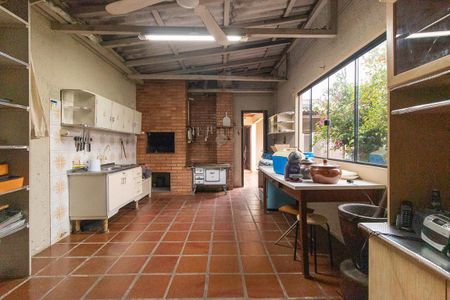 Casa para alugar com 268m², 3 quartos e 4 vagasÁrea comum - Churrasqueira