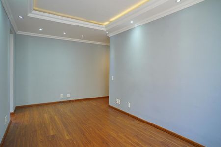 Sala de apartamento para alugar com 1 quarto, 46m² em Vila Ipiranga, Porto Alegre