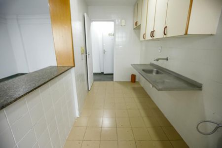 Apartamento para alugar com 68m², 2 quartos e 1 vaga