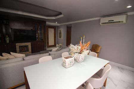 Sala de apartamento para alugar com 3 quartos, 95m² em Tristeza, Porto Alegre