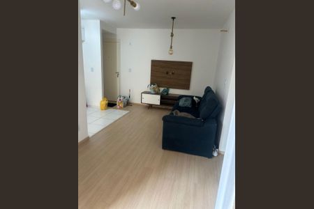 Sala de apartamento para alugar com 2 quartos, 50m² em Roselândia, Cotia