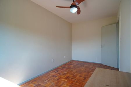 Quarto 1 de apartamento para alugar com 2 quartos, 70m² em Jardim Dona Leopoldina, Porto Alegre