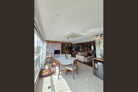 Apartamento à venda com 110m², 3 quartos e 2 vagasFoto 02
