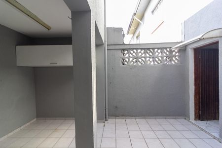 Casa à venda com 160m², 3 quartos e 1 vaga Casa à venda com 160m², 3 quartos e 1 vagaÁrea de Serviço e Quintal