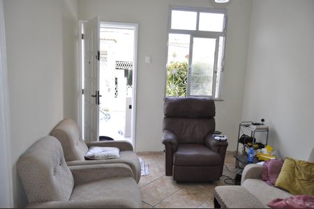 Casa de Condomínio à venda com 2 quartos, 48m² em Pilares, Rio de Janeiro