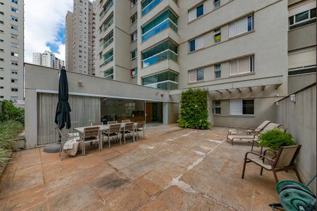 Apartamento para alugar com 306m², 4 quartos e 3 vagasÁrea externa privativa