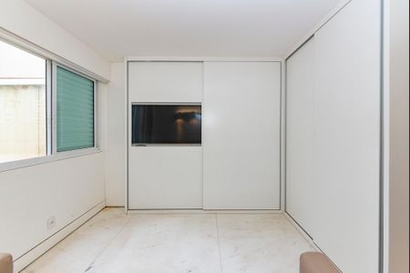 Apartamento para alugar com 306m², 4 quartos e 3 vagasSuíte 4