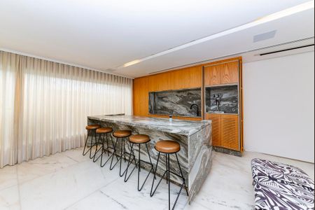 Apartamento para alugar com 306m², 4 quartos e 3 vagasSala 2