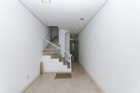 Casa para alugar com 84m², 2 quartos e 1 vagaSala