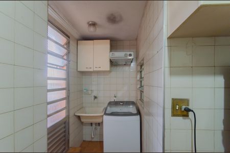 Apartamento à venda com 81m², 2 quartos e 1 vaga Apartamento à venda com 81m², 2 quartos e 1 vagaÁrea de Serviço