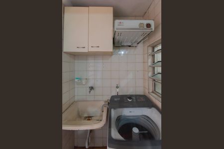Apartamento à venda com 81m², 2 quartos e 1 vaga Apartamento à venda com 81m², 2 quartos e 1 vagaÁrea de Serviço