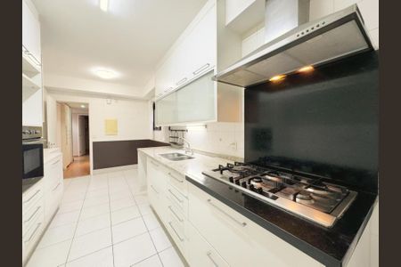 Apartamento à venda com 192m², 4 quartos e 4 vagasFoto 60
