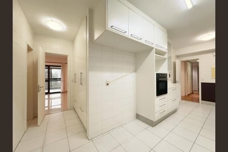 Apartamento à venda com 192m², 4 quartos e 4 vagasFoto 59