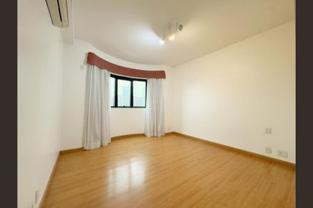 Apartamento à venda com 192m², 4 quartos e 4 vagasFoto 44