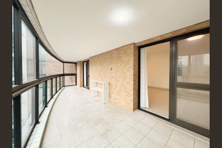 Apartamento à venda com 192m², 4 quartos e 4 vagasFoto 08