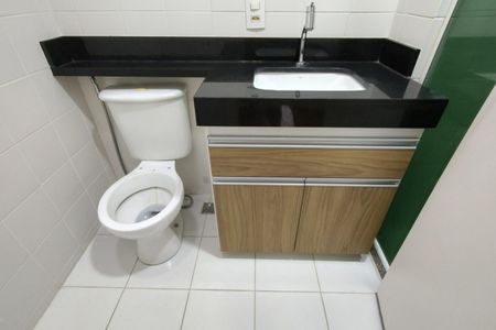 Apartamento à venda com 70m², 3 quartos e 1 vaga Apartamento à venda com 70m², 3 quartos e 1 vagaBanheiro da Suíte