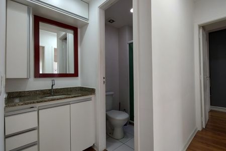 Apartamento à venda com 70m², 3 quartos e 1 vaga Apartamento à venda com 70m², 3 quartos e 1 vagaBanheiro Social