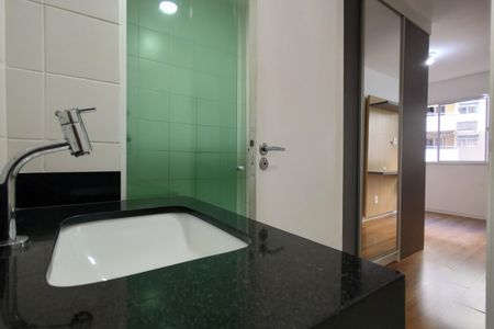 Apartamento à venda com 70m², 3 quartos e 1 vaga Apartamento à venda com 70m², 3 quartos e 1 vagaBanheiro da Suíte