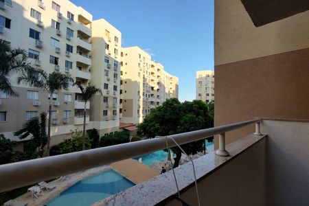 Apartamento à venda com 70m², 3 quartos e 1 vaga Apartamento à venda com 70m², 3 quartos e 1 vagaVaranda