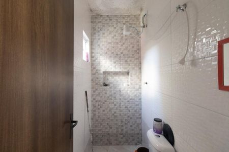 Casa à venda com 33m², 2 quartos e sem vaga Casa à venda com 33m², 2 quartos e sem vagaBanheiro Social