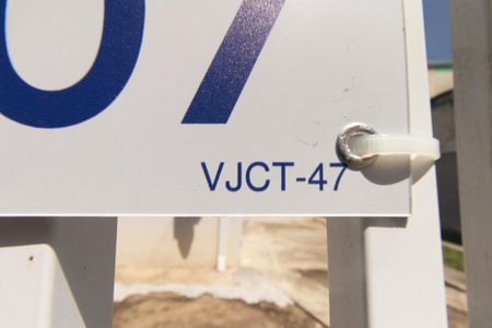 Casa à venda com 33m², 2 quartos e sem vaga Casa à venda com 33m², 2 quartos e sem vagaPlaca