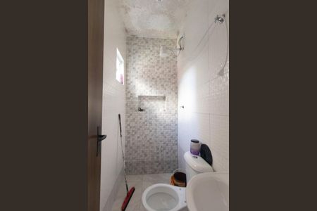 Casa à venda com 33m², 2 quartos e sem vaga Casa à venda com 33m², 2 quartos e sem vagaBanheiro Social