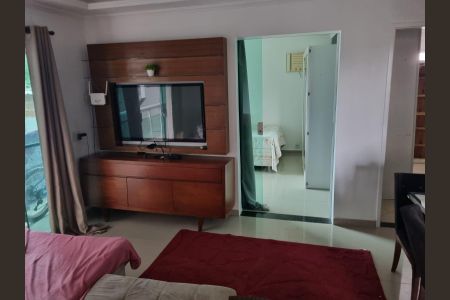 Apartamento para alugar com 90m², 3 quartos e sem vaga