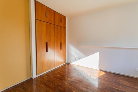 Apartamento para alugar com 166m², 4 quartos e 1 vagaSuíte