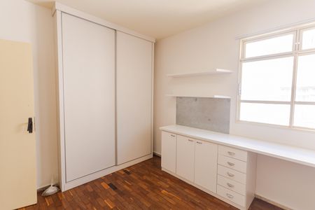 Apartamento para alugar com 166m², 4 quartos e 1 vagaQuarto 3