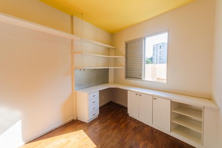 Apartamento para alugar com 166m², 4 quartos e 1 vagaQuarto 2