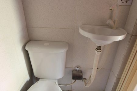 Banheiro de casa para alugar com 1 quarto, 49m² em Vila Santa Ines, São Paulo